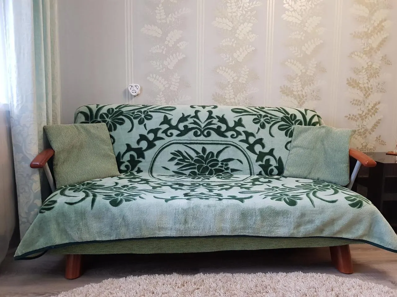 Apartment On Metro Mihalova Minsk